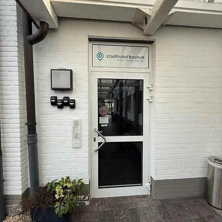 Bokeltse Hus - Stadthotel 보홀트